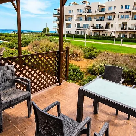 With Terrace At Thalassa Resort, Northern Cyprus 公寓 Phrenaros